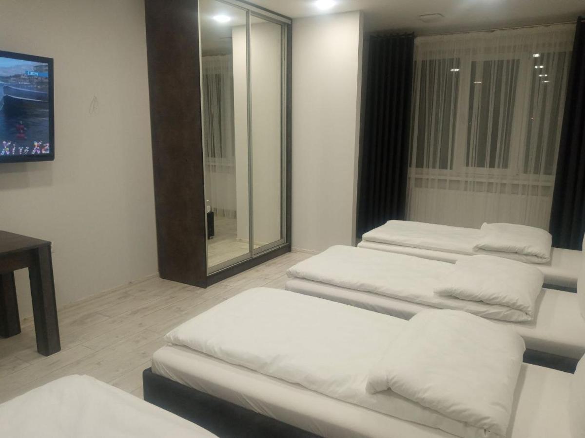 Як Вдома ! Apartamento Uzhhorod Exterior foto