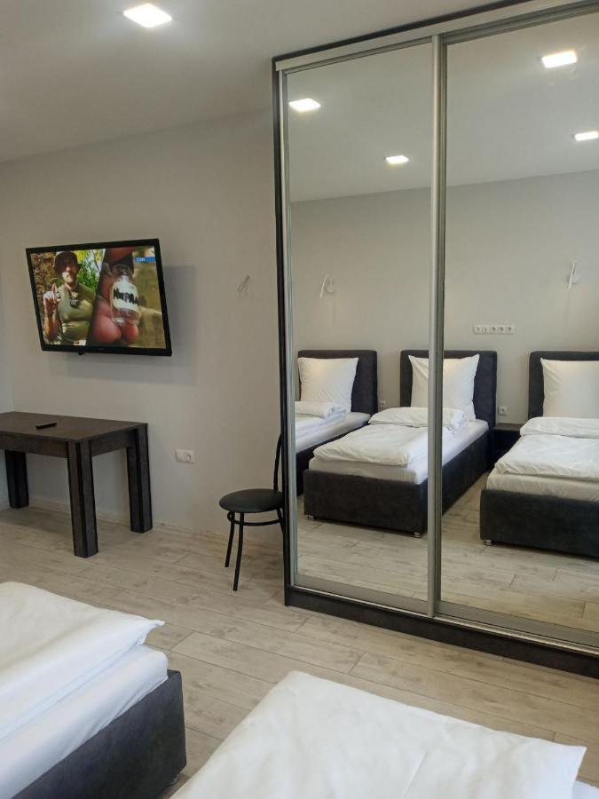 Як Вдома ! Apartamento Uzhhorod Exterior foto
