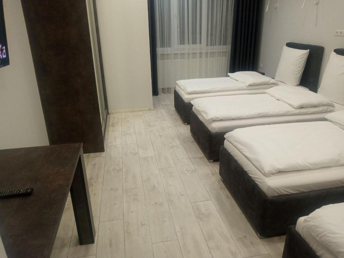 Як Вдома ! Apartamento Uzhhorod Exterior foto